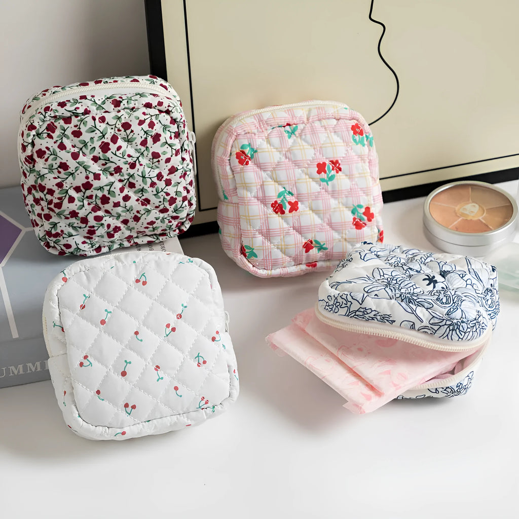Floral polyester ladies purse key storage bag with breathable fabric and decorative sewing thread details
