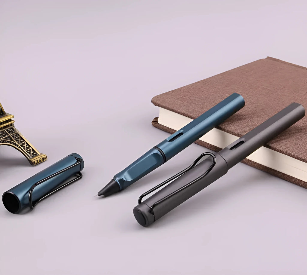 Black and blue fountain pen with frosted ink bag, showing 0.38mm and 0.5mm nib options.