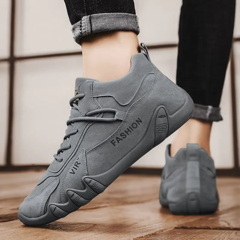 Men's black low-cut casual shoes with elastic band and non-slip sole