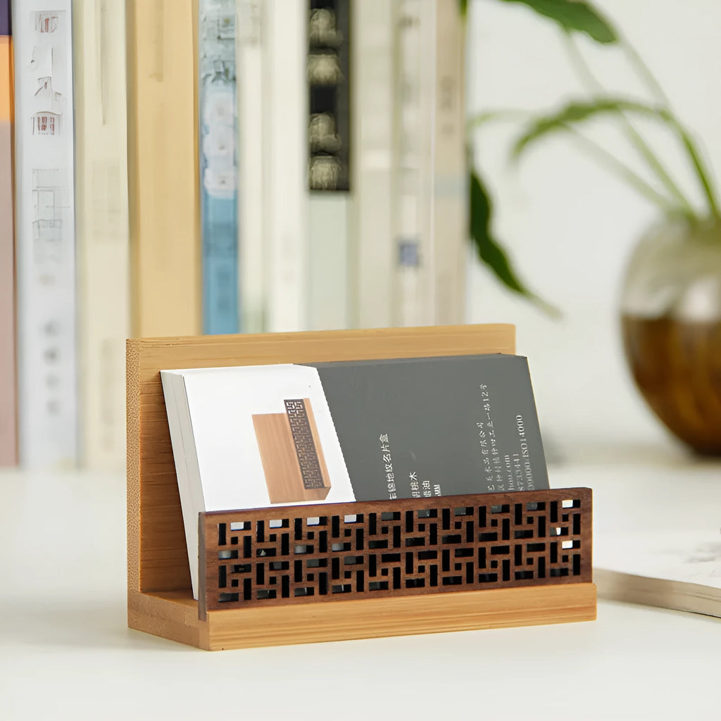 Geometric business gift set in bamboo and black walnut, 35 mm thick, holding up to 80 items for corporate events