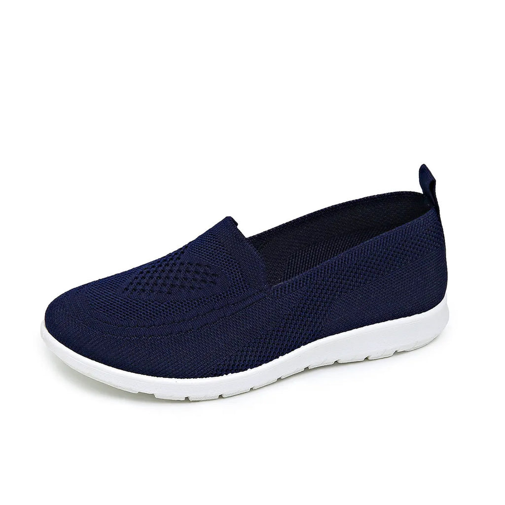 Women's mesh surface casual flat shoes in grey with round toe and low heel