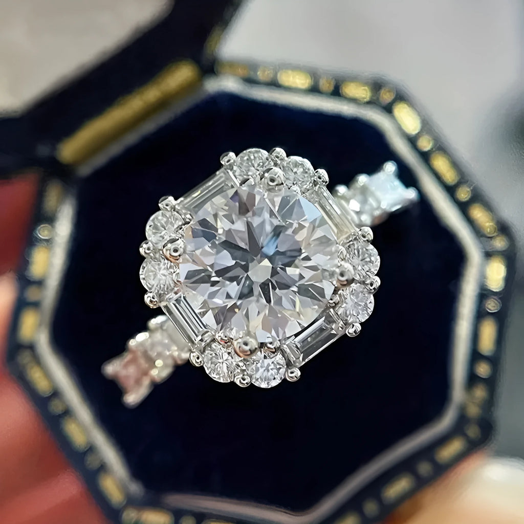 Women's geometric copper ring with micro-paved zirconia stones in A094 white gold colour, size No 8