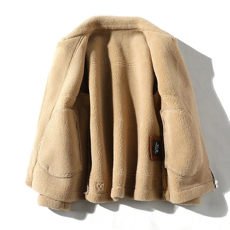 Plus size women's PU leather coat with faux fur collar in camel colour, fleece-lined for winter