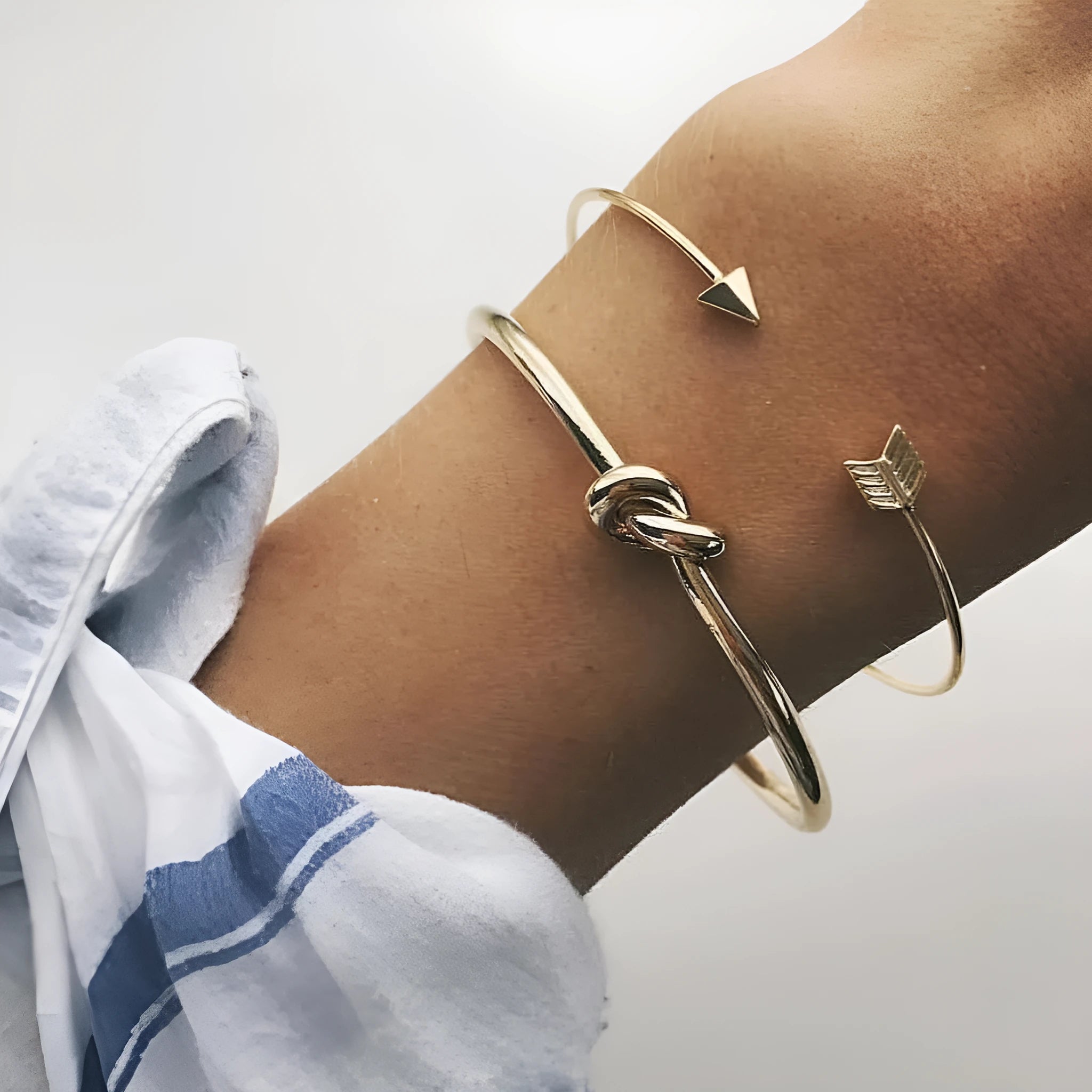 Gold vintage arrow knotted cuff bracelet for women with electroplated alloy construction
