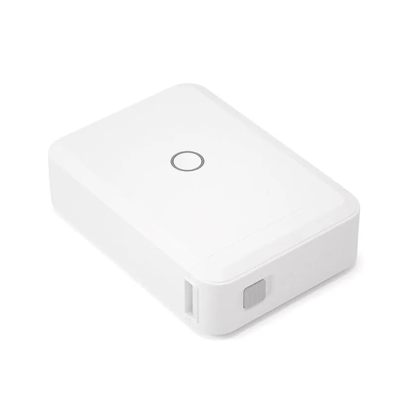 D110 white thermal label printer with Bluetooth, compact size, 1200mAh battery