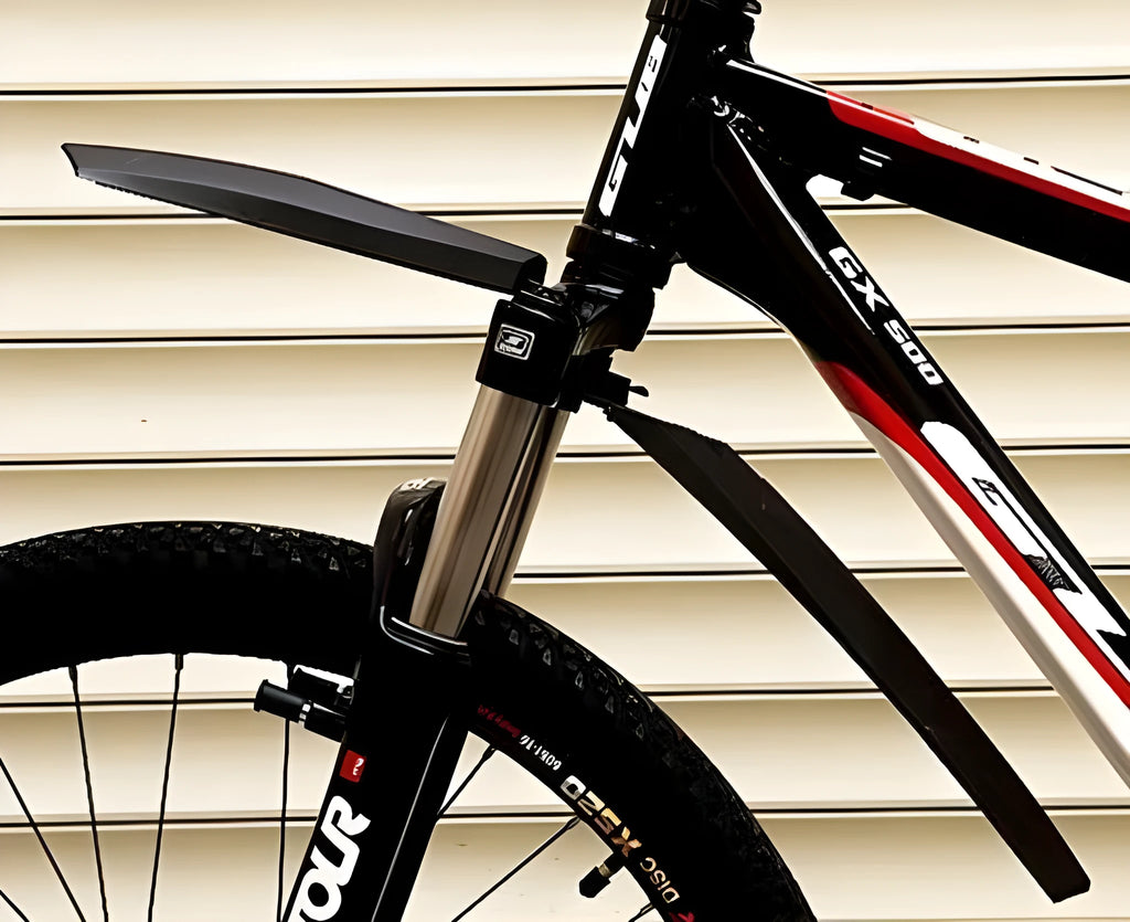 Universal bicycle mudguards set with front and rear fenders in black, blue, green, and red, plastic and resin construction.