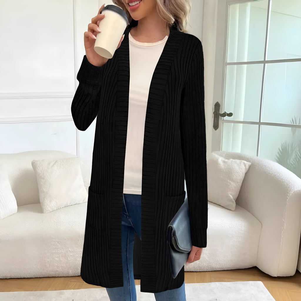 Long sleeve loose-fit knitted cardigan jacket with pockets in wine red colour.
