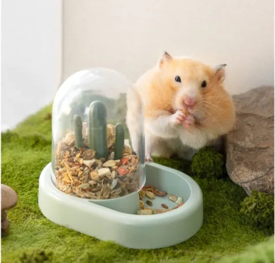Cactus-shaped hamster automatic feeder with transparent food level section in mint green colour