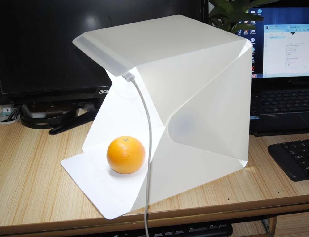 40cm folding EVA LED photography light box with six coloured background cloths and a USB cable