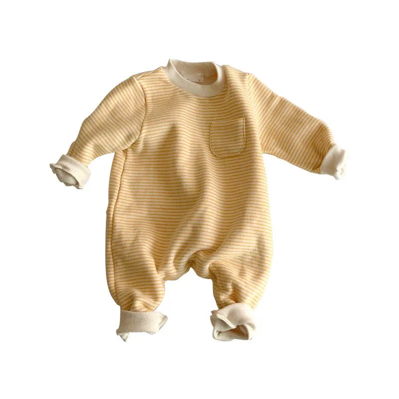 Striped fleece baby jumpsuit in yellow or black with long sleeves and hidden buttons