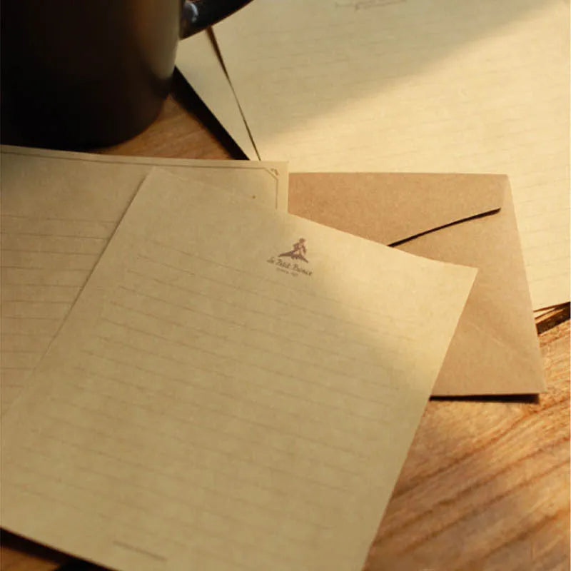Brown vintage kraft paper stationery set with ten large sheets and two small notes in Chinese envelope style