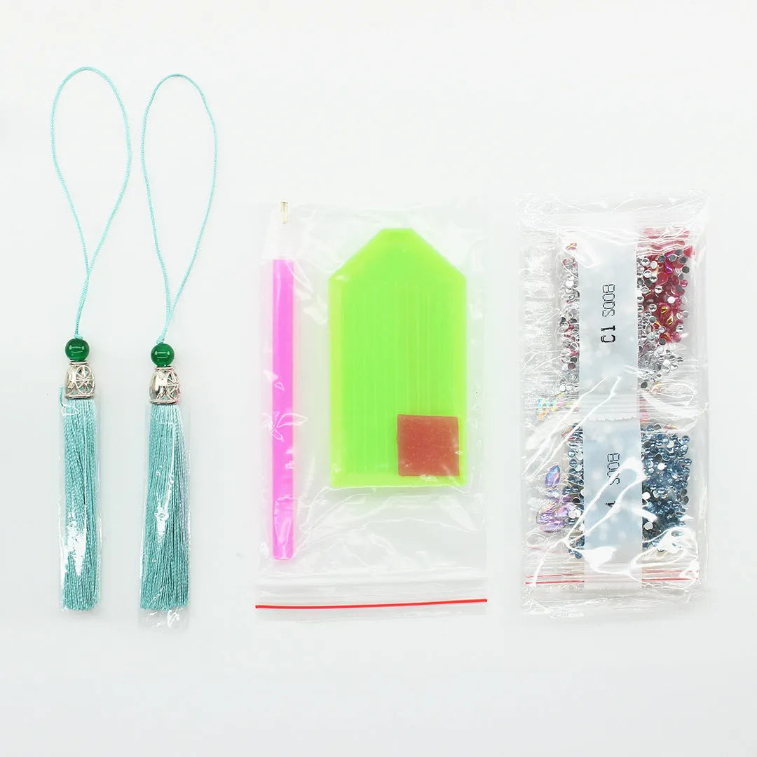 Handmade 5D diamond painting bookmark with pendant on PU material measuring 6x21cm