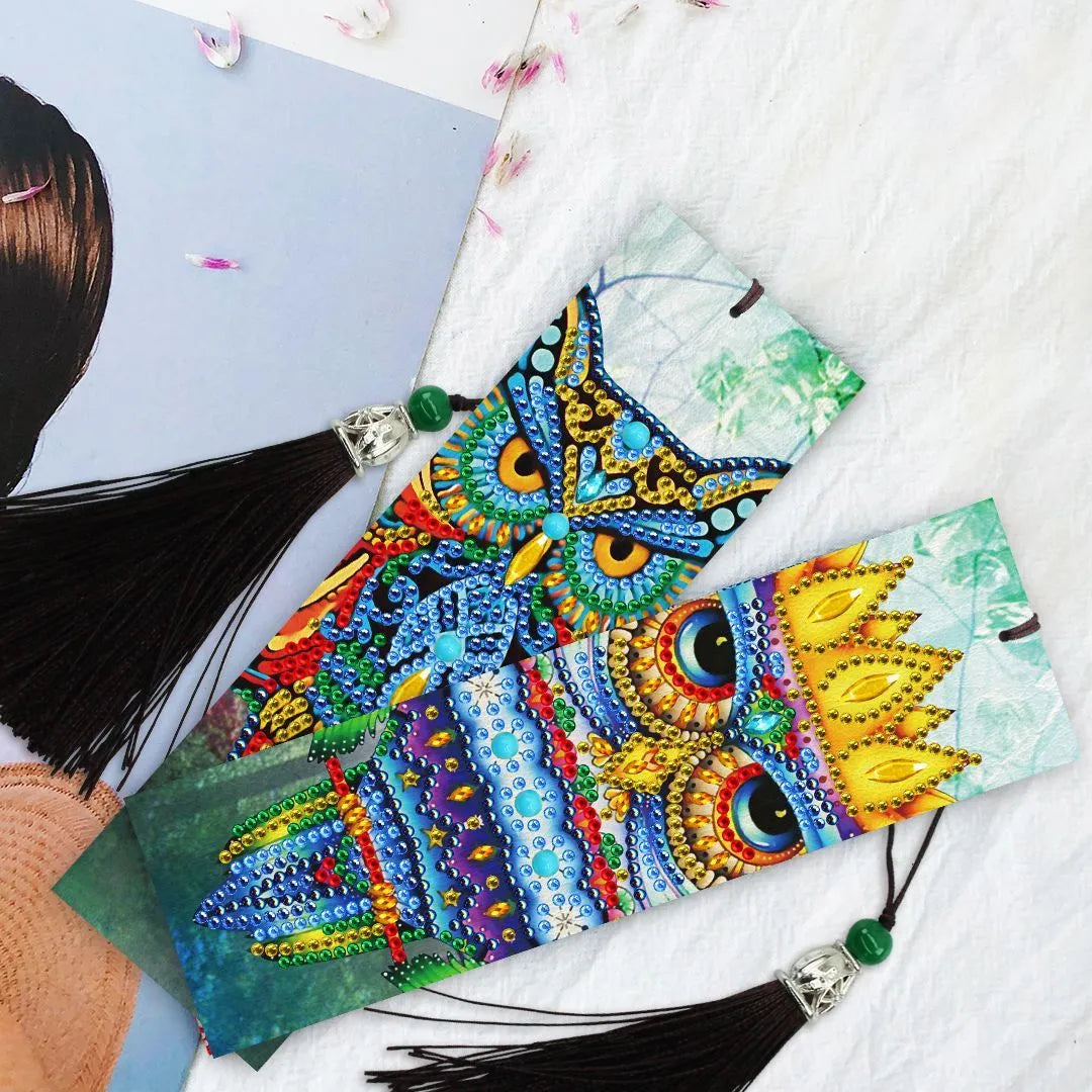 Handmade 5D diamond painting bookmark with pendant on PU material measuring 6x21cm