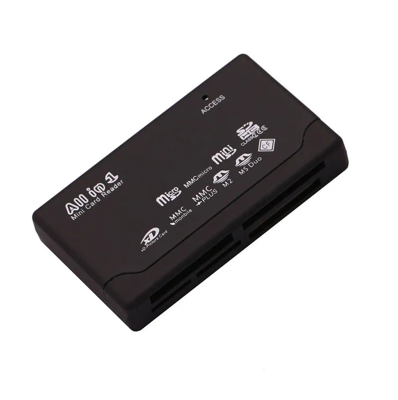 Black multi-format USB card reader measuring 67x40x12mm, supporting SD, CF, MMC, and MS memory cards