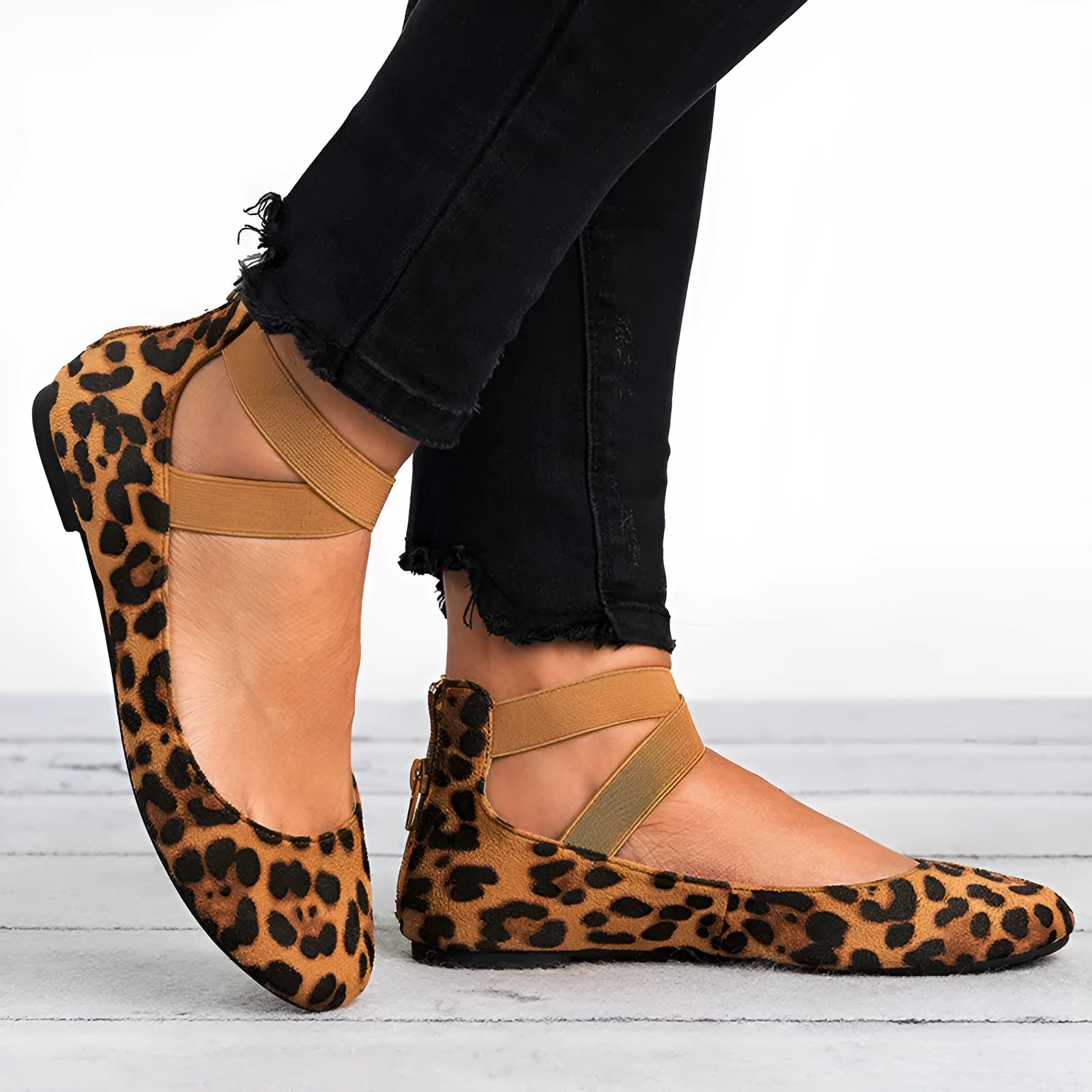 Women's leopard print PU flat shoes with elastic strap and round toe, side view