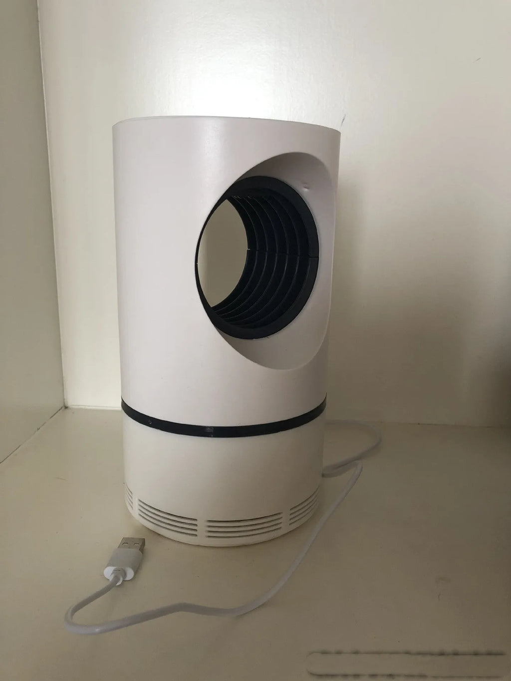 Large white USB photocatalyst mosquito killer lamp silent violet light for 20-50 m² rooms