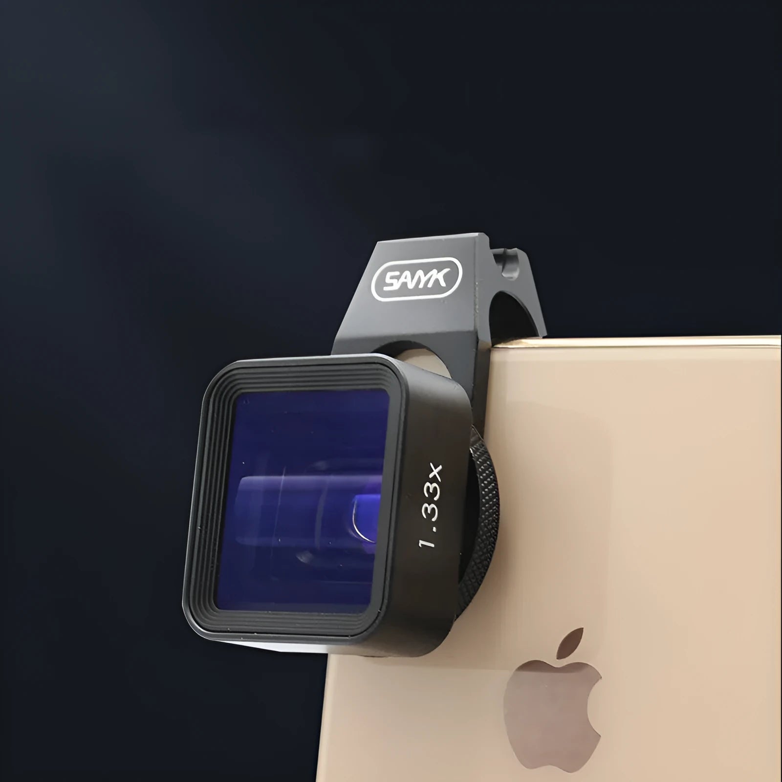 Black SANYK 1.33x anamorphic lens for smartphones creating cinematic widescreen video.