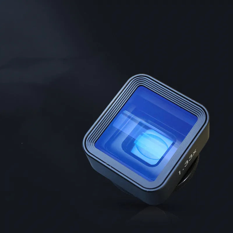 Black SANYK 1.33x anamorphic lens for smartphones creating cinematic widescreen video.