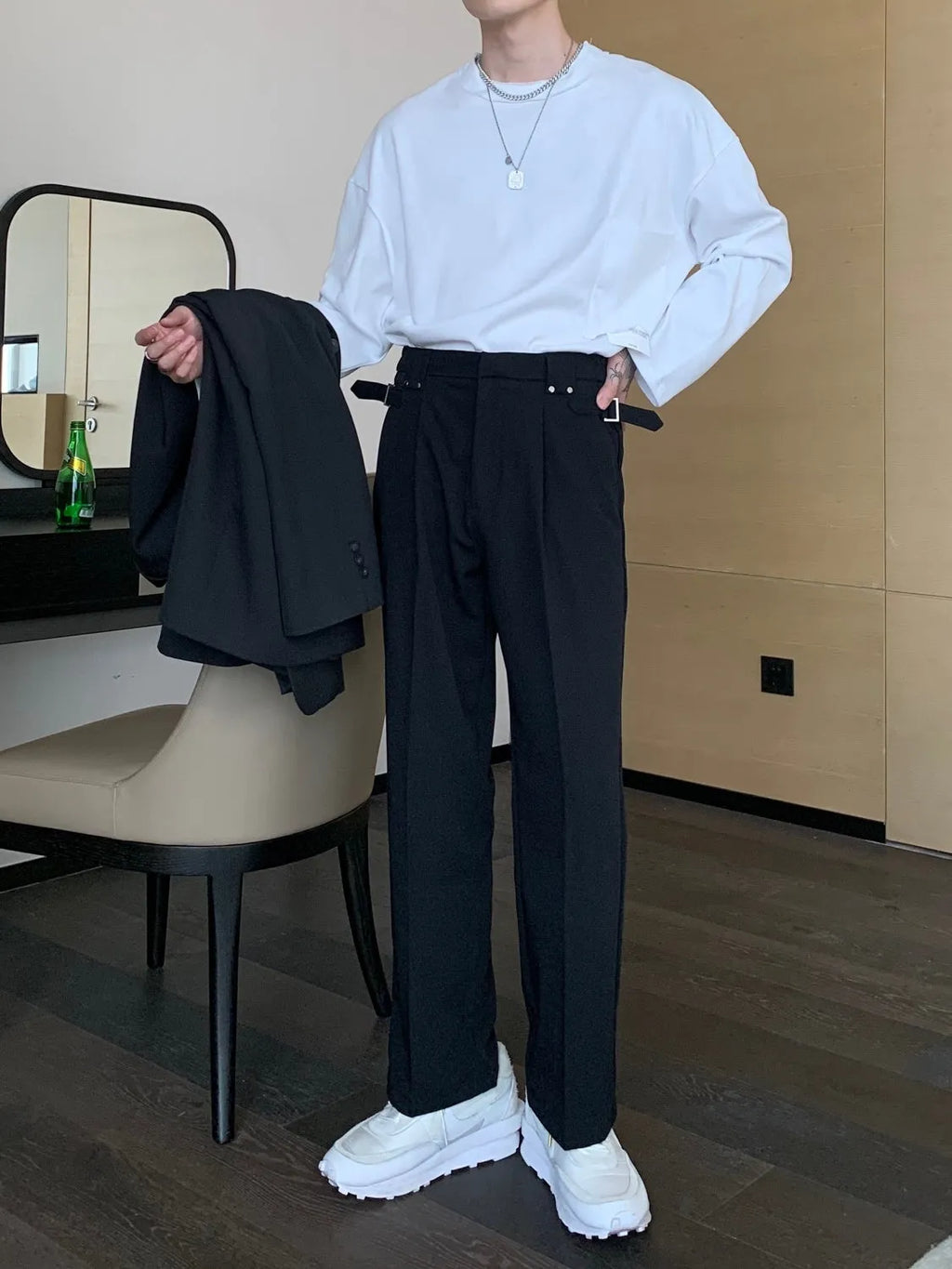 Men's straight fit suit trousers in solid colour Korean style autumn wear white colour