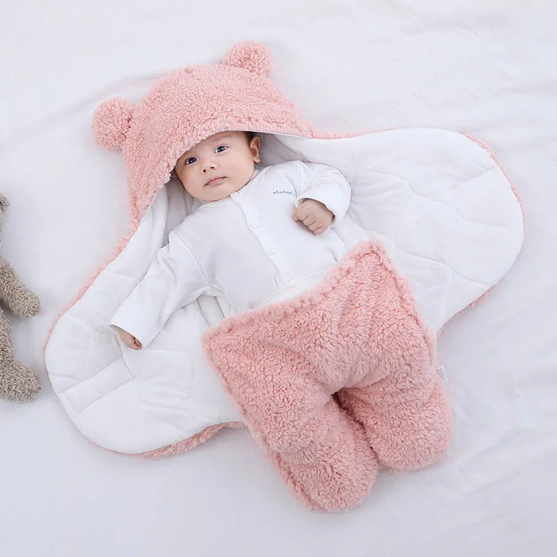 Cotton blend baby quilted sleeping bag wrapper in white plain pattern, 40x62cm size for 3 month old