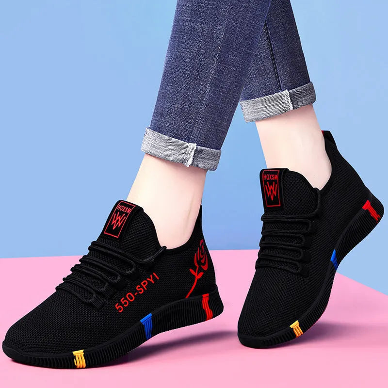Women's casual lace-up shoes with breathable cloth upper, pointed toe and flat non-slip sole, sizes 36-40