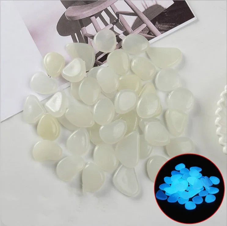 Qiming luminous fluorescent pebbles in mixed colours for aquarium and garden decoration