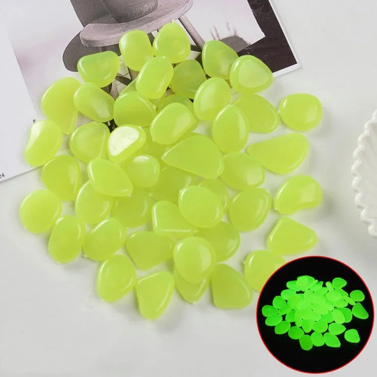 Qiming luminous fluorescent pebbles in mixed colours for aquarium and garden decoration