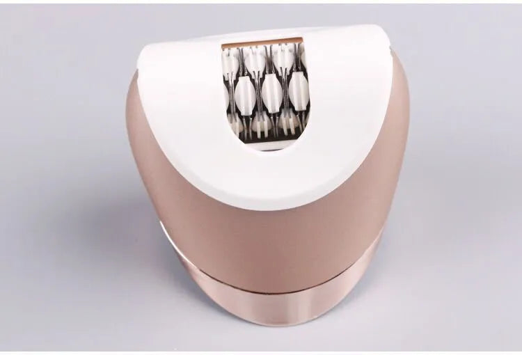 Five-in-one rechargeable ladies shaver and plucker in white, ABS body, whole body washing, 0.9KG