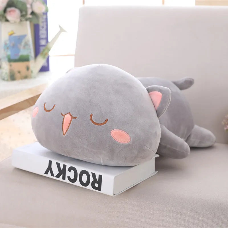 Plush cat toy in white, 50cm size, with soft plush fabric and cute expression, suitable as a gift or decoration.