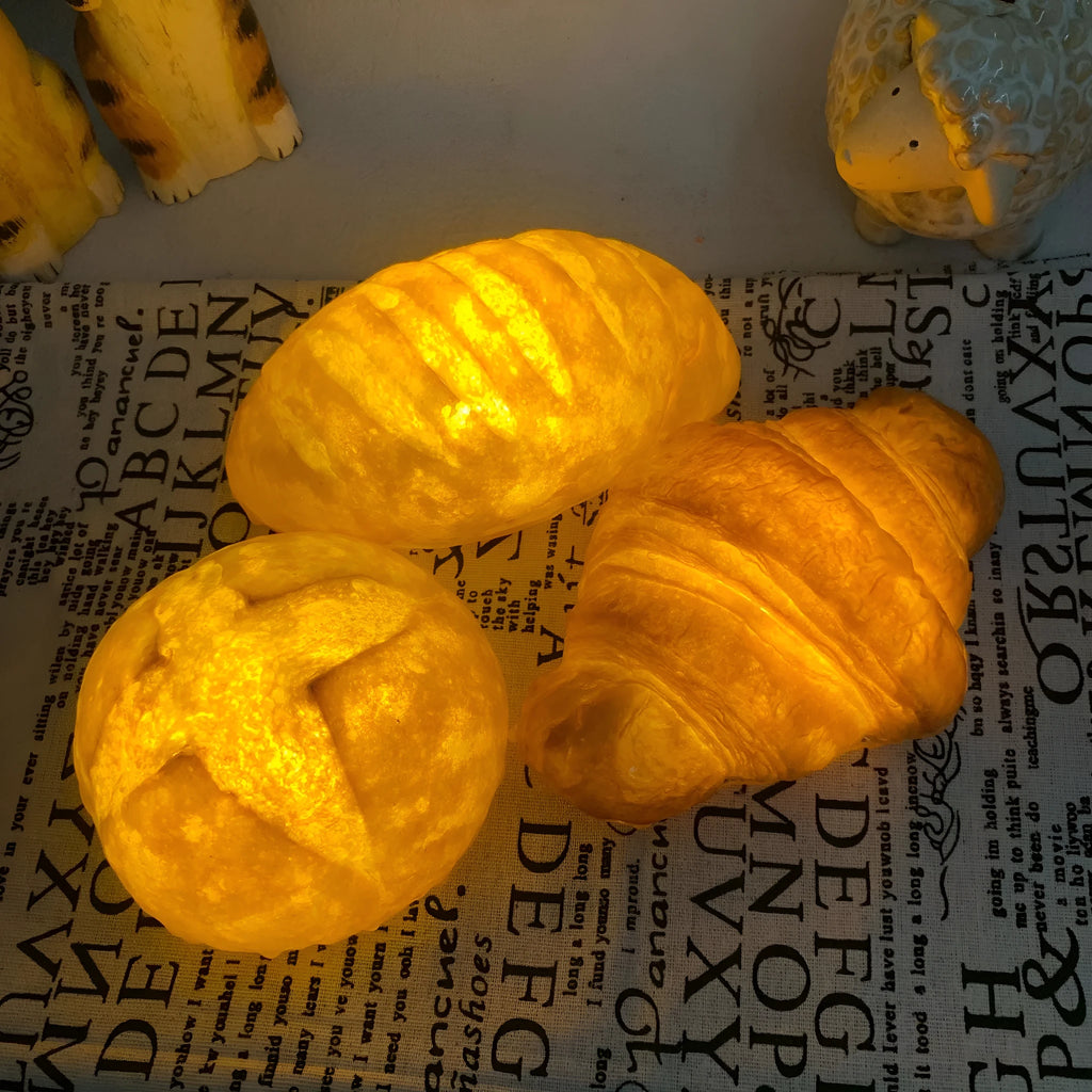Simulation croissant bread shaped LED night light in croissant colour for room decoration