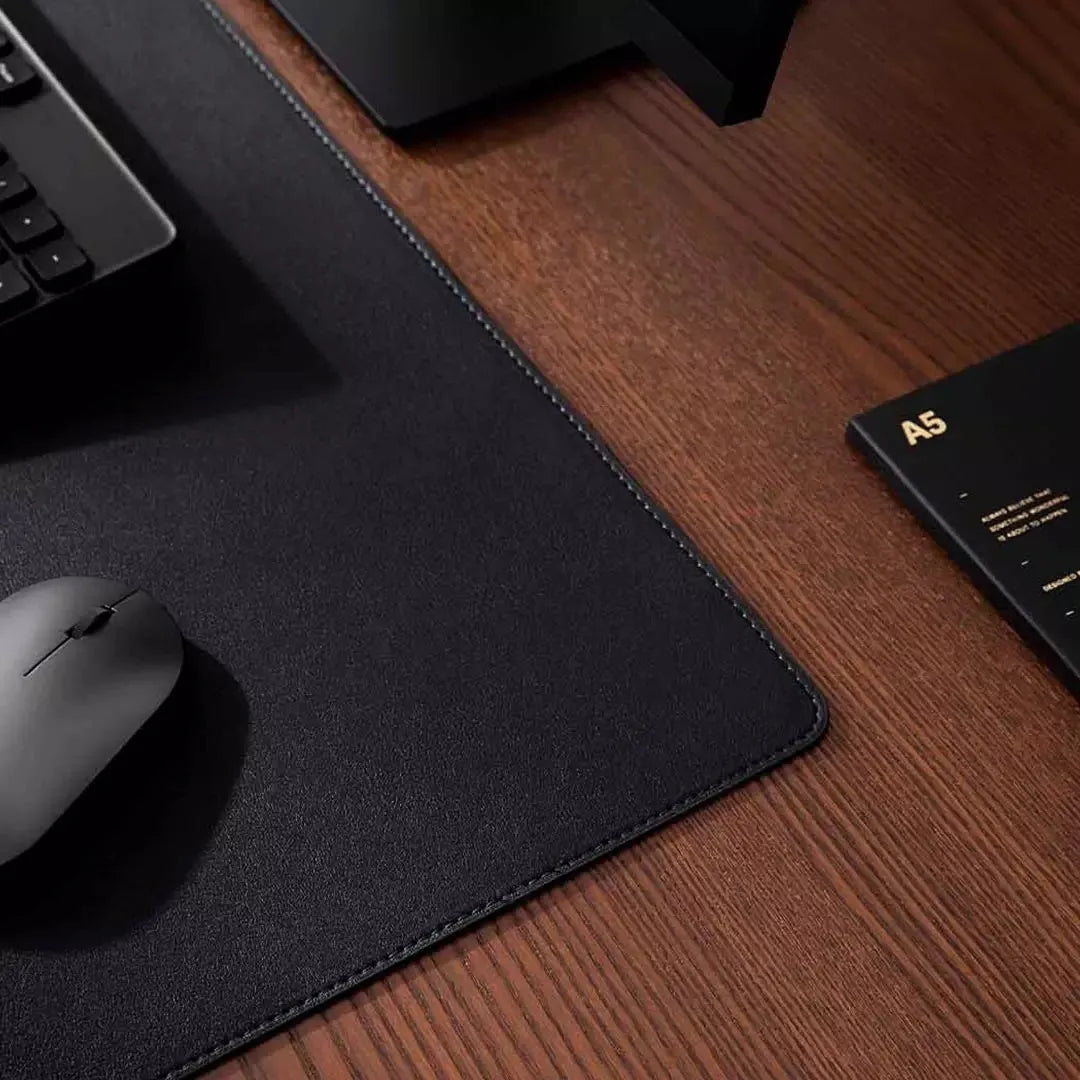 Extra large black or grey mouse pad, 800x400x2mm, waterproof surface, with storage bag.