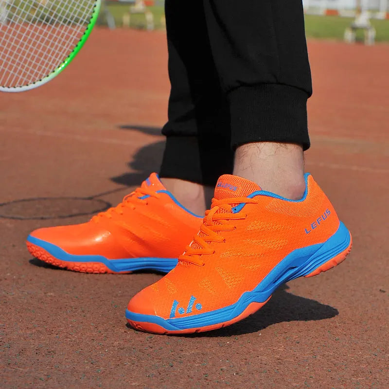 Men's L010 blue badminton shoes with mesh upper and rubber sole