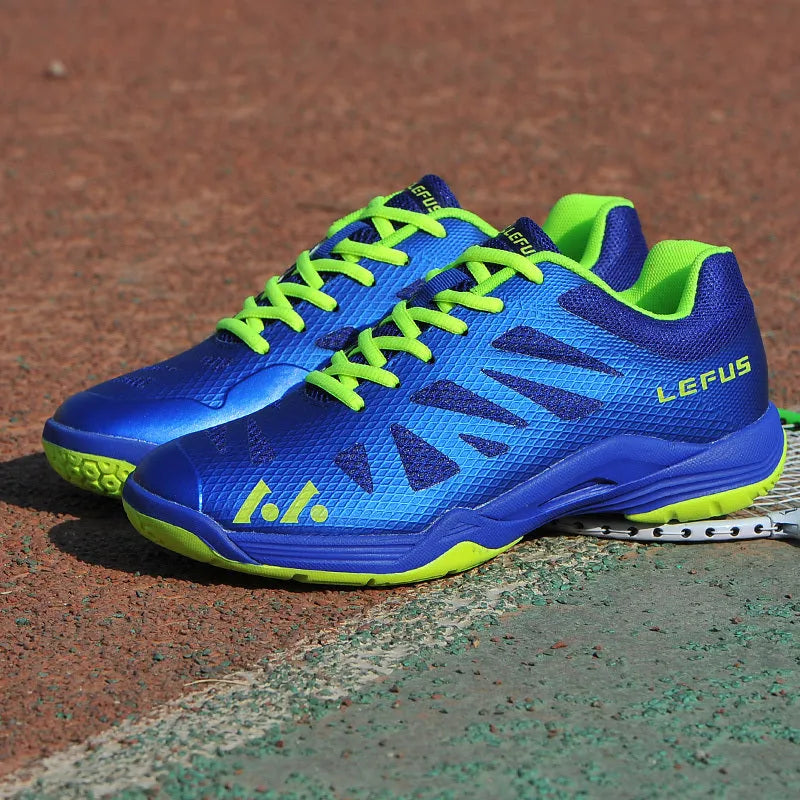 Men's L010 blue badminton shoes with mesh upper and rubber sole