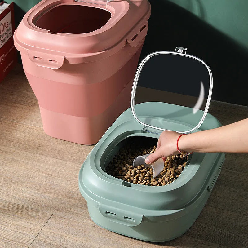 Green 16L sealed pet food storage bucket with lid for cat and dog dry food