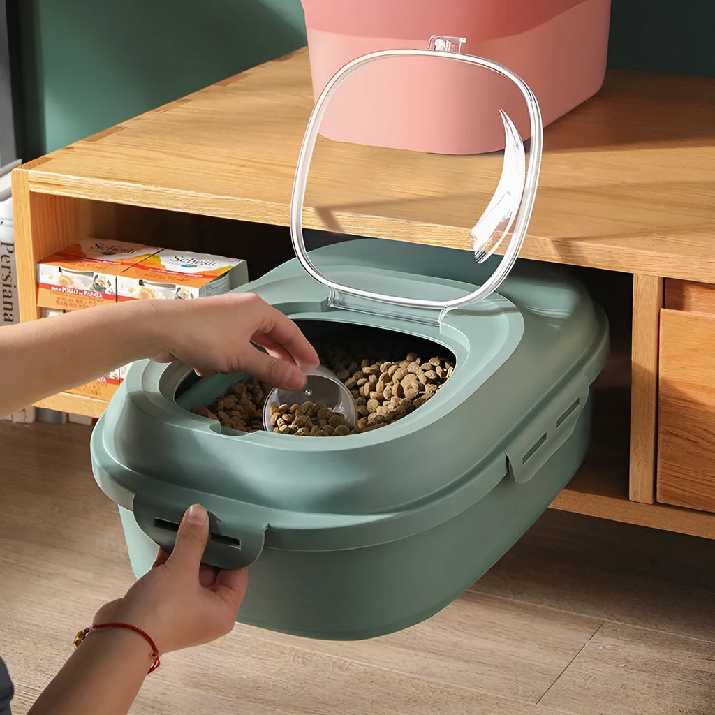 Green 16L sealed pet food storage bucket with lid for cat and dog dry food