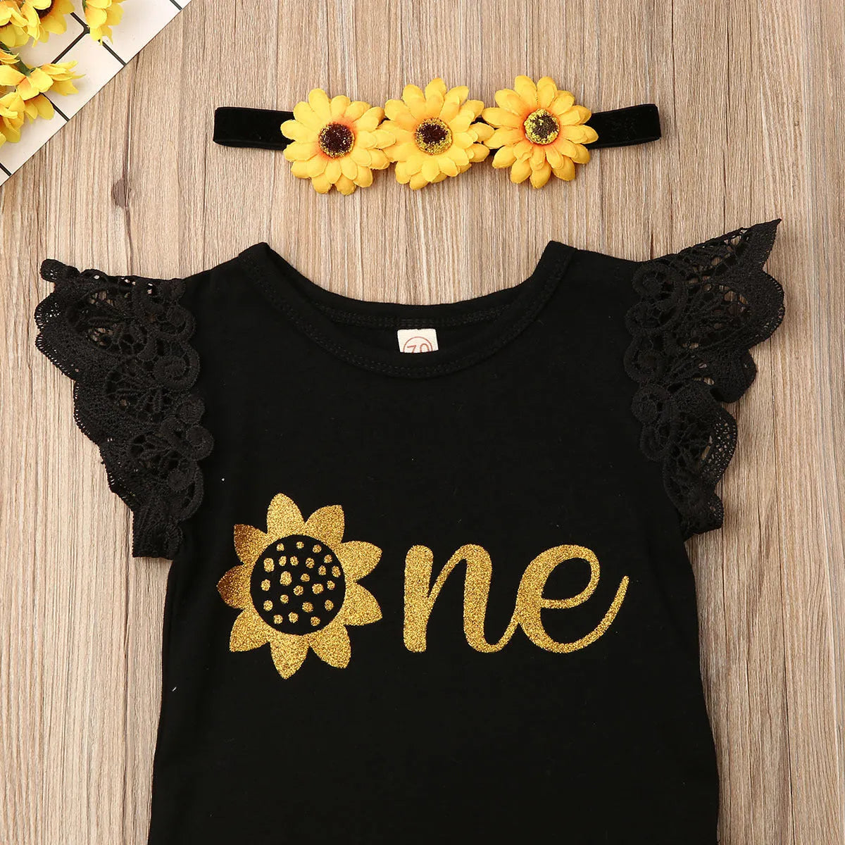 Baby three-piece triangle romper set with letter and flower print, suitable for 70–100cm height, as shown