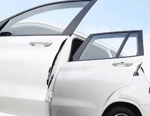 Black rubber car anti-collision strip with carbon fibre pattern, 15cm length, GM model, for door edge protection