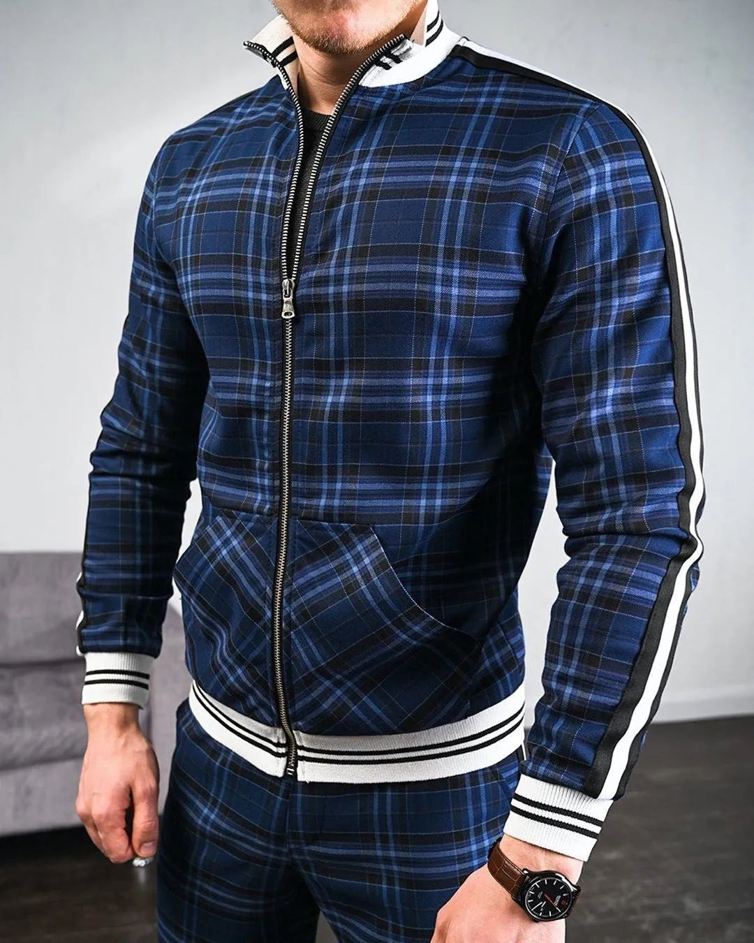 Men's casual polyester zipper jacket with stand collar, long sleeves, striped pattern, blue green colour
