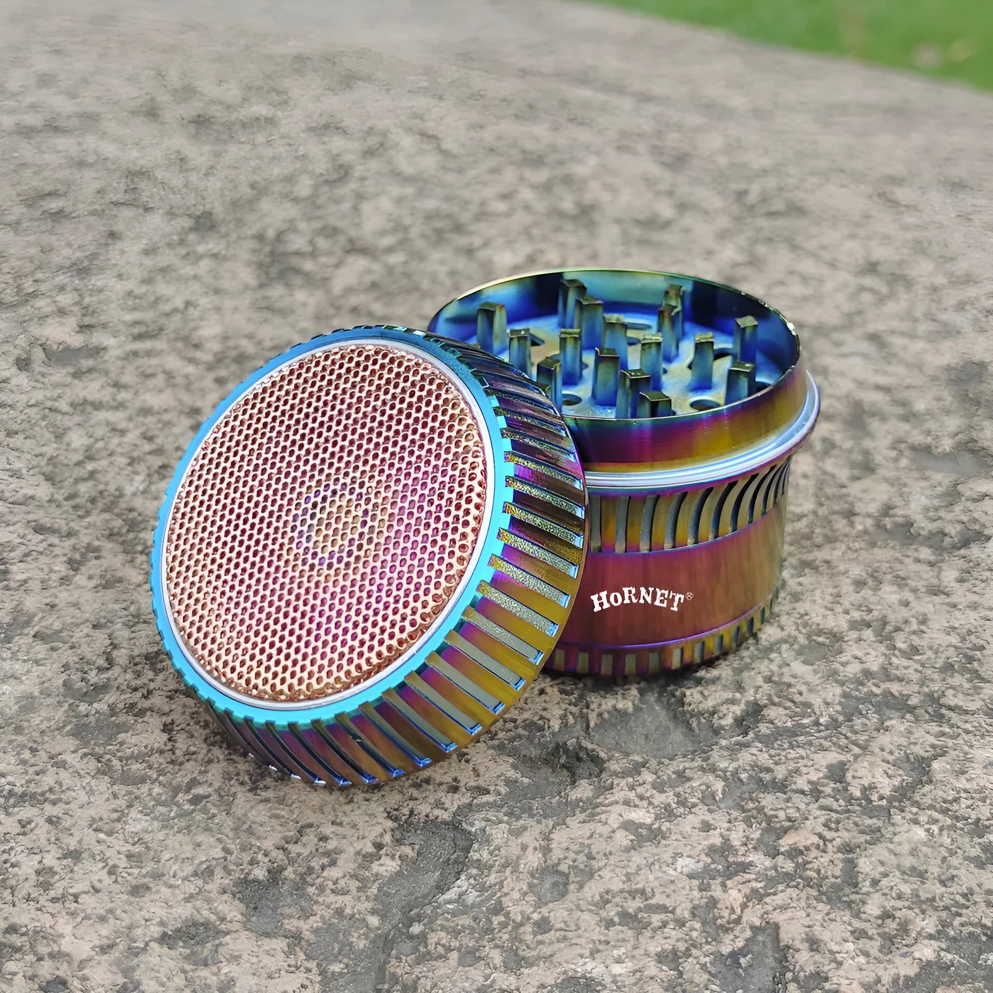 Creative mushroom zinc alloy smoke grinder with keychain and bottle opener in photo colour