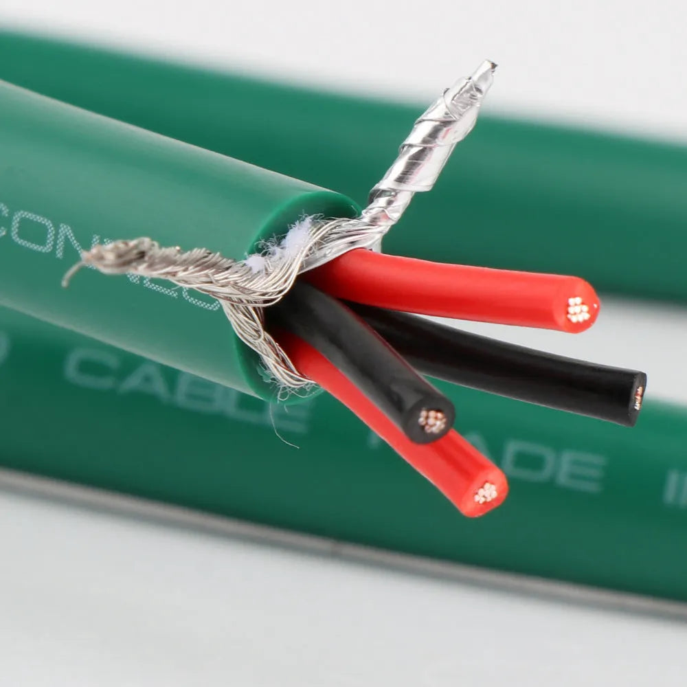 4-core shielded audio cable with silver-plated RCA connectors for amplifier connections