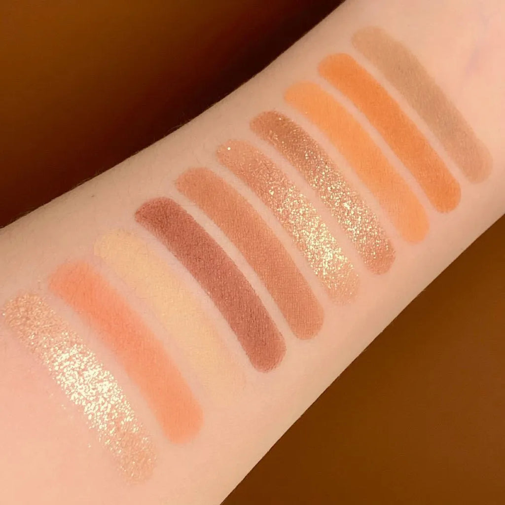 DANMOLU Shaved Mouse Eyeshadow Palette in standard packaging for eye makeup modification