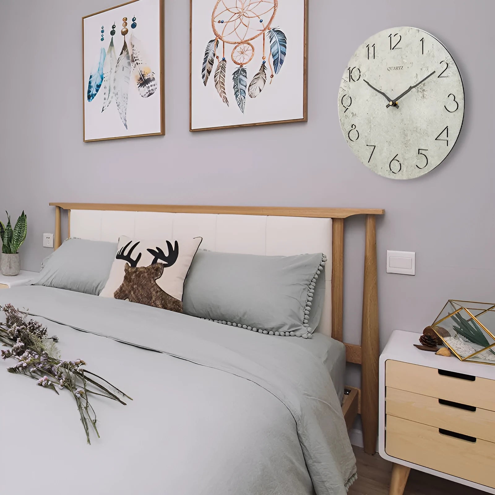 Modern grey European style wall clock with single-sided design for room decoration