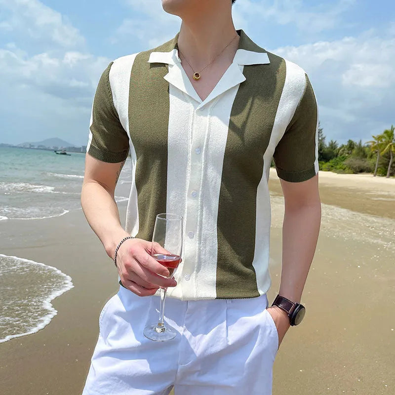 Men's slim fit knitted polo shirt in black with stripes, casual style