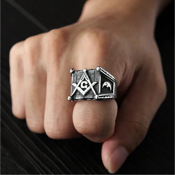 Masonic ring for men with sun and moon motif, high-polished white steel, gold colour option