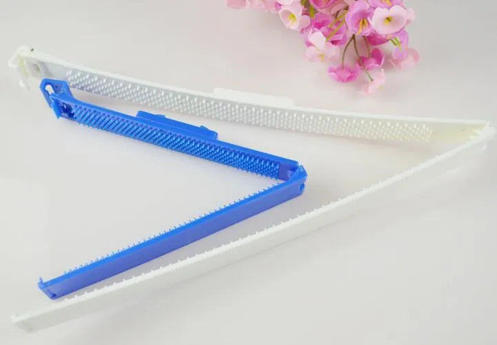 Bang trimmer ruler haircut splint in blue and pink ABS plastic for fringe trimming