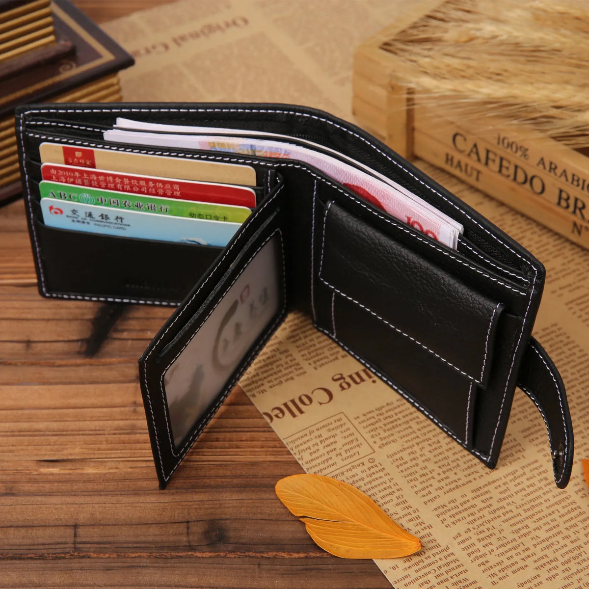 Men's short genuine leather wallet with zipper buckle, first layer cowhide, available in black or brown