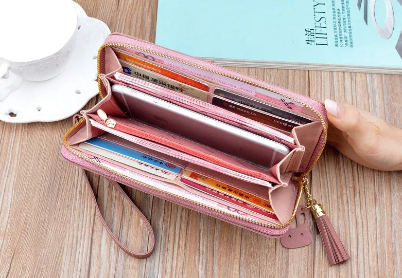 Women's long zip wallet in PU leather with polyester lining, 19.5 x 9.5 x 2.5 cm, shown in green blue black red pink