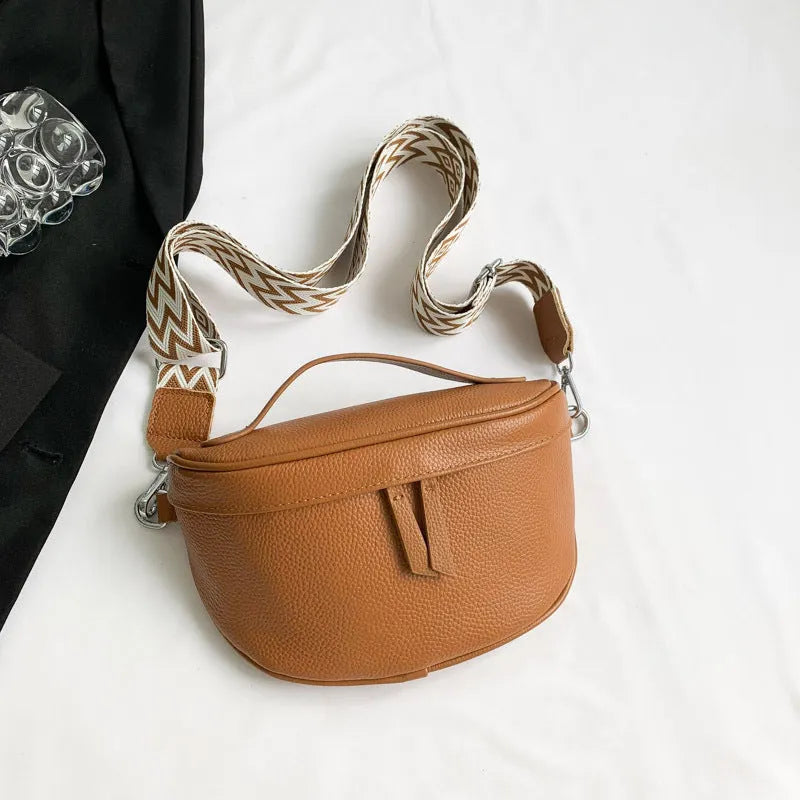 Ladies casual leather crossbody bag in top grain cowhide, soft finish, 25x14x9cm, beige colour
