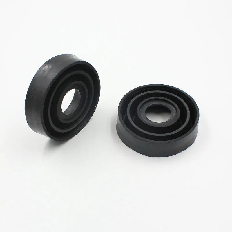 Silicone car headlight dust cover showing closed and open style options for universal vehicle fit.