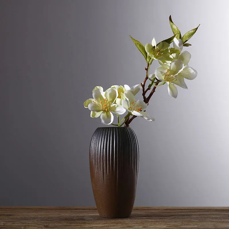 Ceramic small vase glazed pottery Japanese style ornament six colour options direct sales
